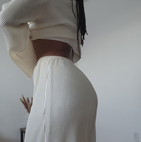 Beautiful Bohemian Set - Picture 5 of 5